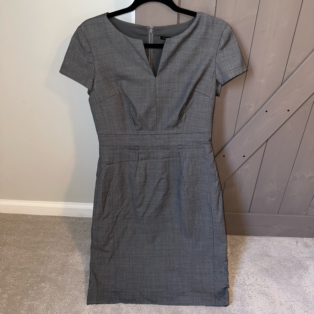 Ann Taylor grey dress size 4 brand new